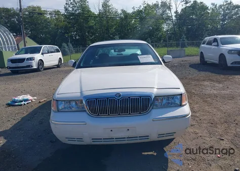 2001 Mercury Grand Marquis Ls z USA, uszkodzony, nr VIN 2MEFM75W01X626802